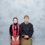 1000187049